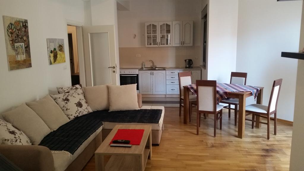 Apartament M&M Apartman 2 Rafailovići Zewnętrze zdjęcie